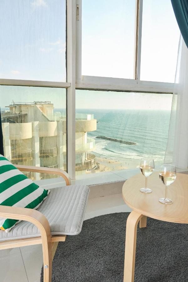 Apartamento Sunny Sea View Studio Herzelia Exterior foto